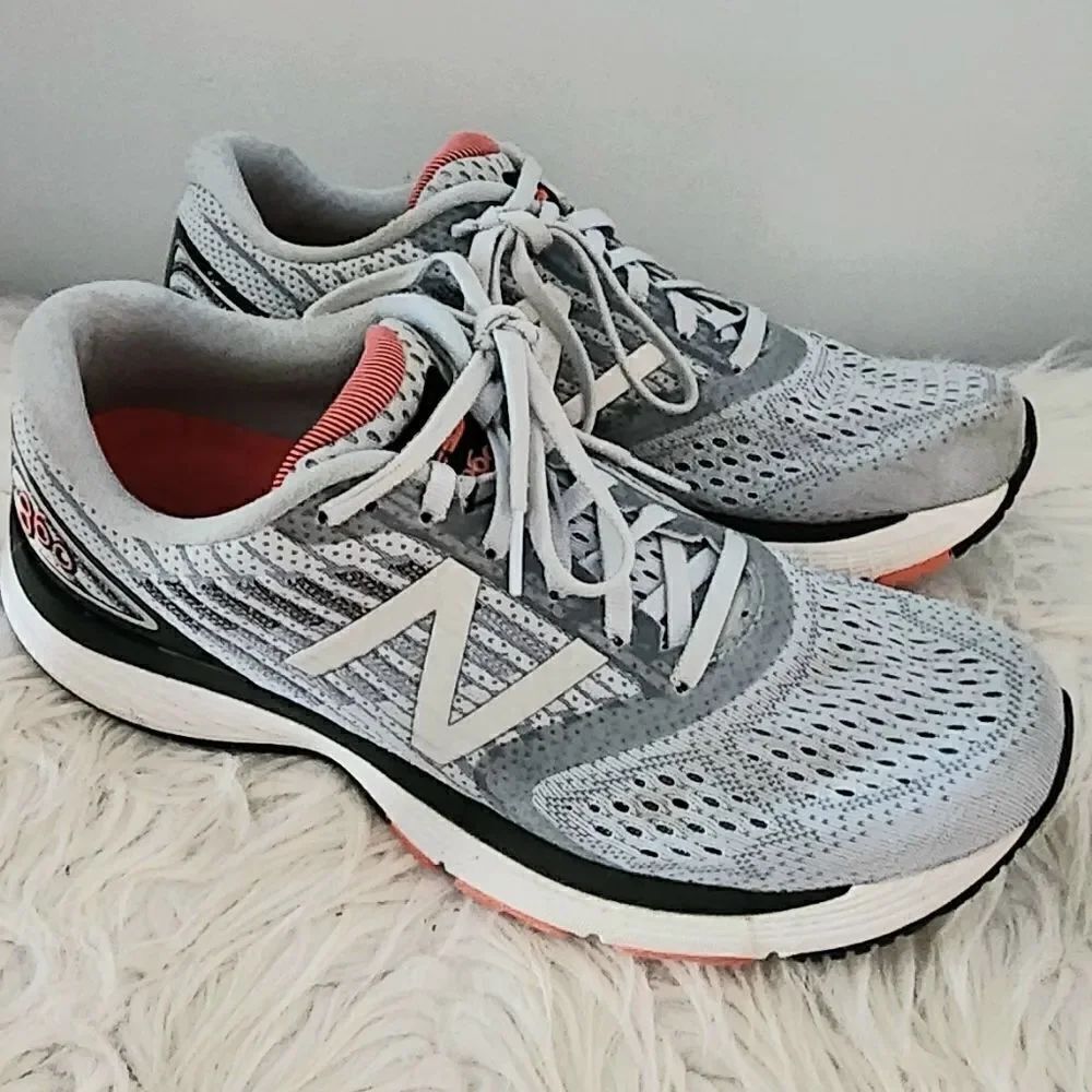 New Balance athletic shoes blue woman size 10